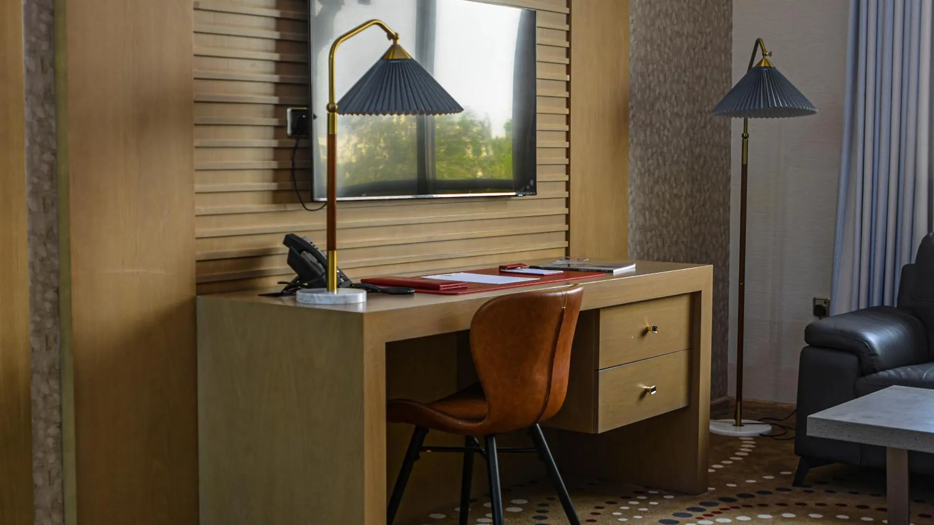 Redwaves Hotel فندق ريدويفز Jeddah