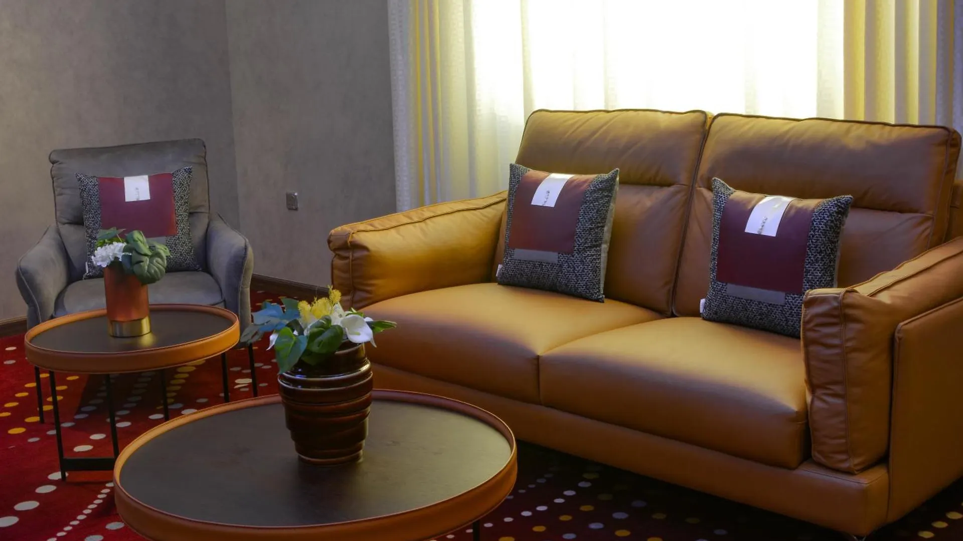 Redwaves Hotel فندق ريدويفز 吉达