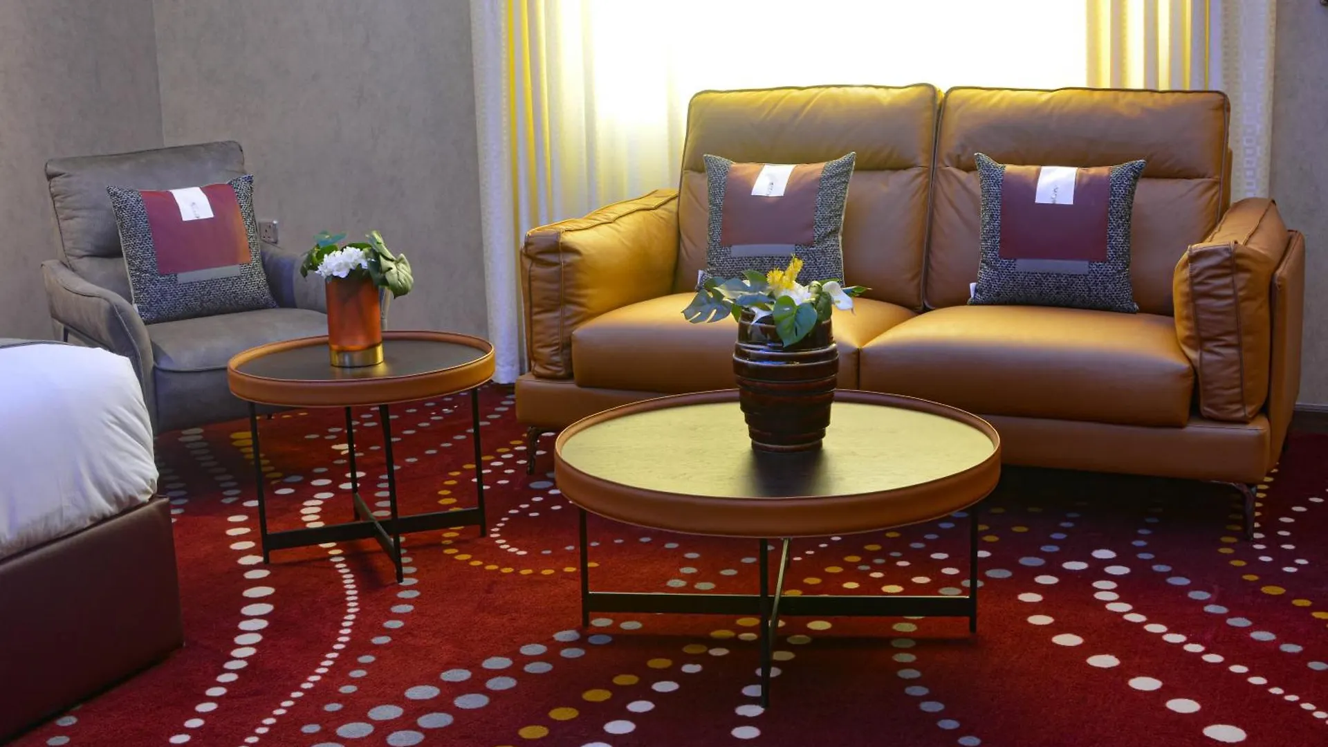 Redwaves Hotel فندق ريدويفز 吉达