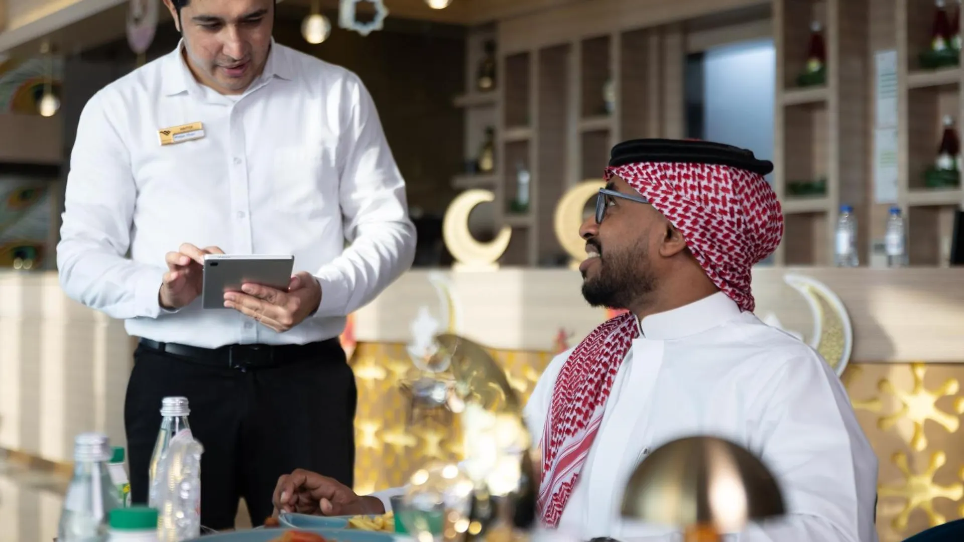 Redwaves Hotel فندق ريدويفز 吉达